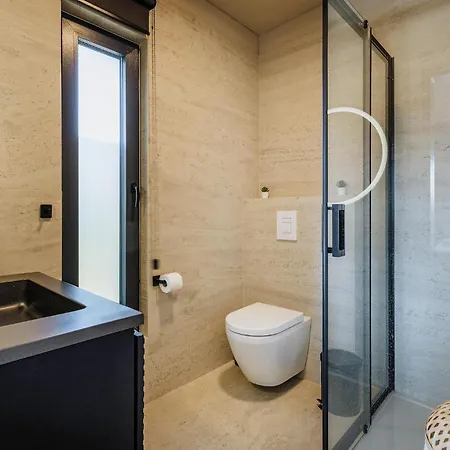 بيت للعطل In Tar With Private Swimming Pool *