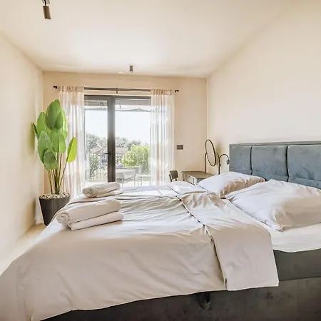 Holiday home In Tar With Private Swimming Pool Tar-Vabriga