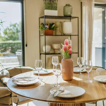 Dom wakacyjny In Tar With Private Swimming Pool *