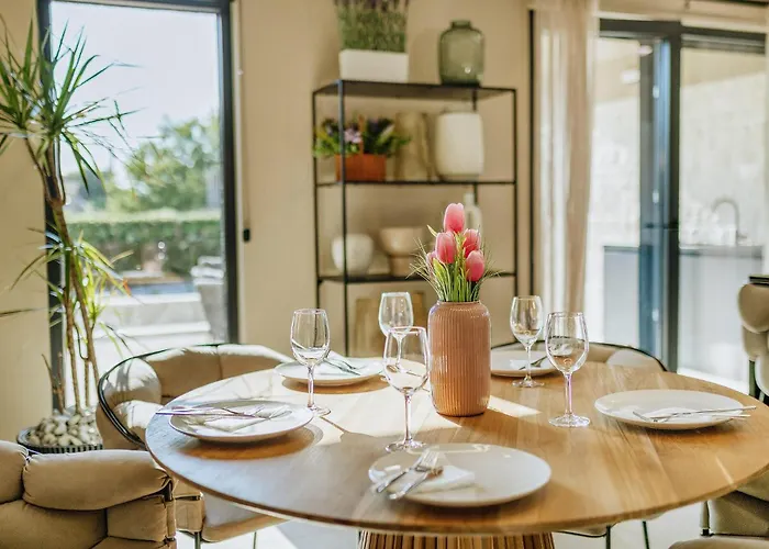 Vakantiehuis In Tar With Private Swimming Pool *