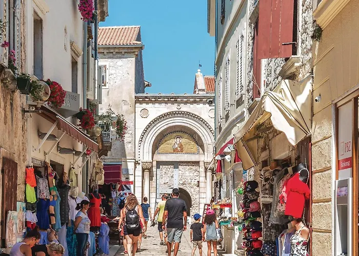 Vakantiehuis In Tar With Private Swimming Pool *